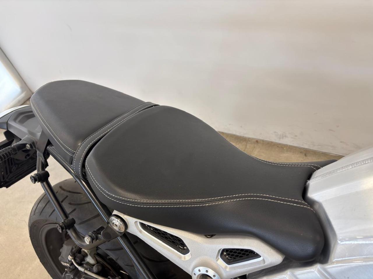 BMW R Nine T BMW R NINE T - 10