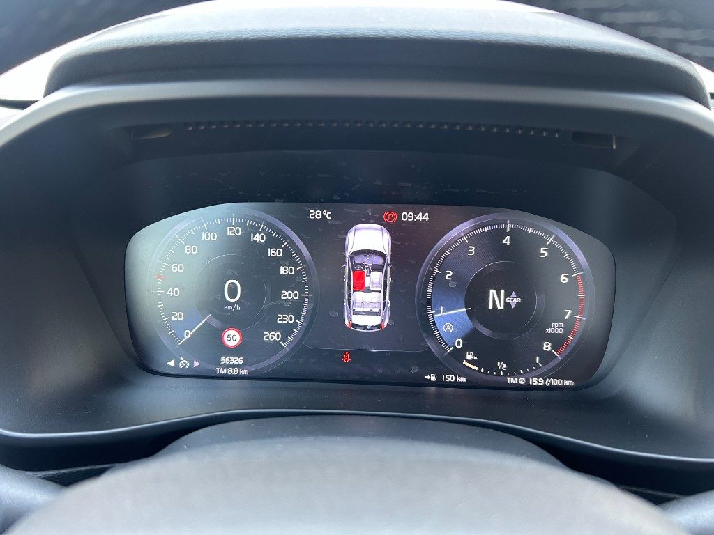 VOLVO XC40 T3 Momentum - Grid Foto 11