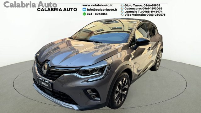 RENAULT Captur Grigio scuro metallizzato