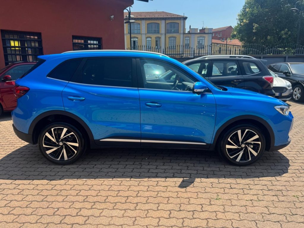 MG ZS 1.5 FullHybrid+ 197CV LUXURY - 6