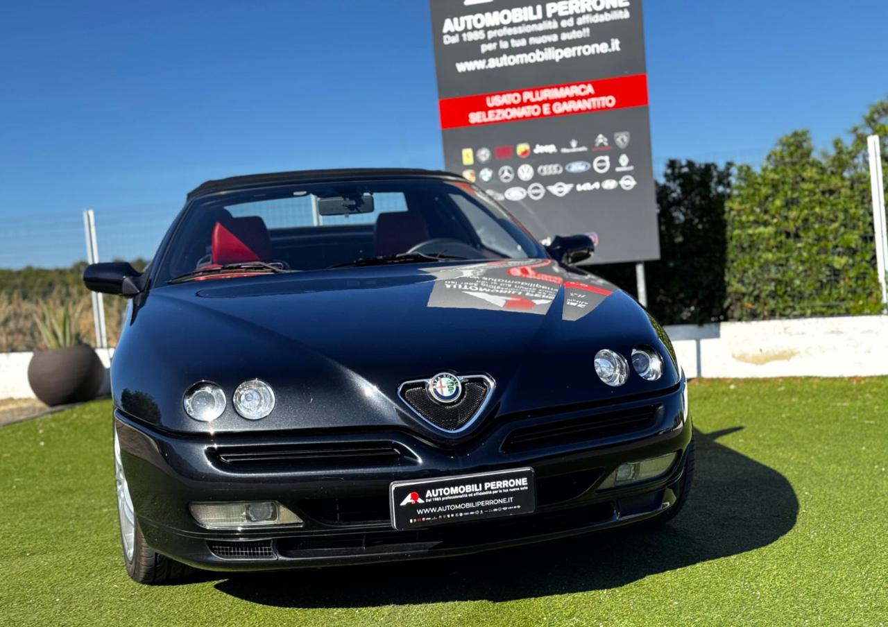 ALFA ROMEO Spider 3.0i V6 24V L - 4