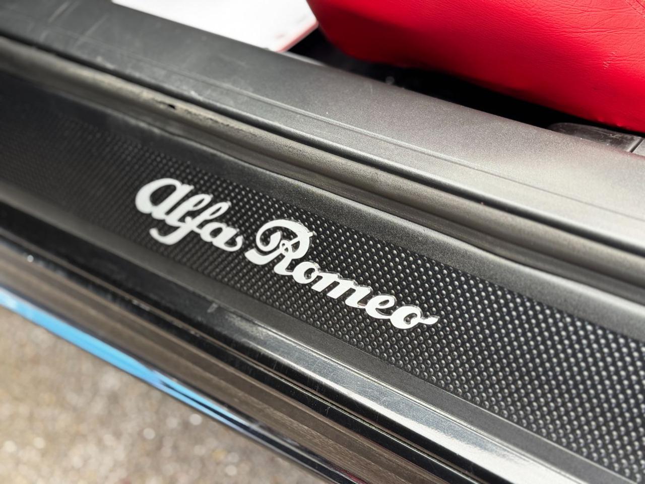ALFA ROMEO Spider 3.0i V6 24V L - 24