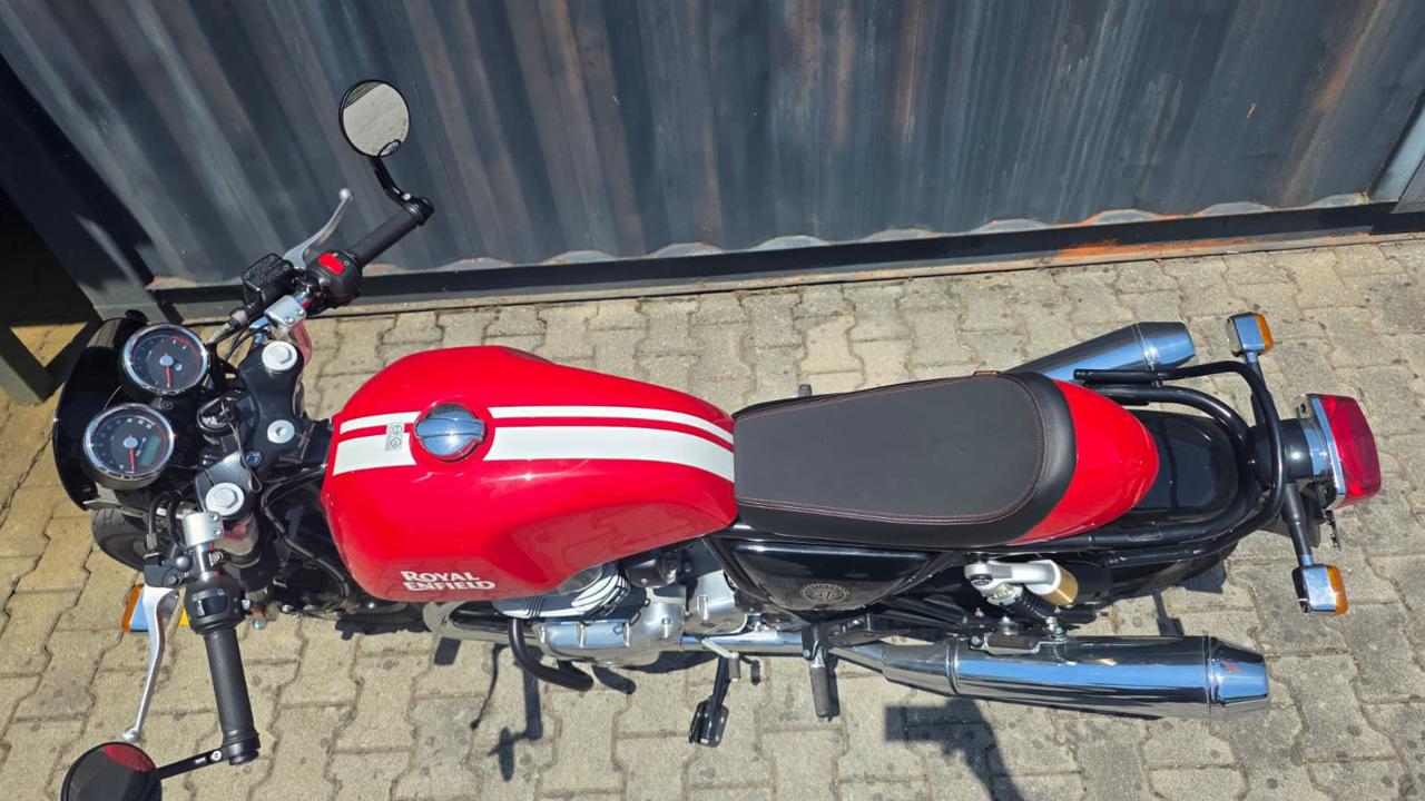 ROYAL ENFIELD Continental GT - 10