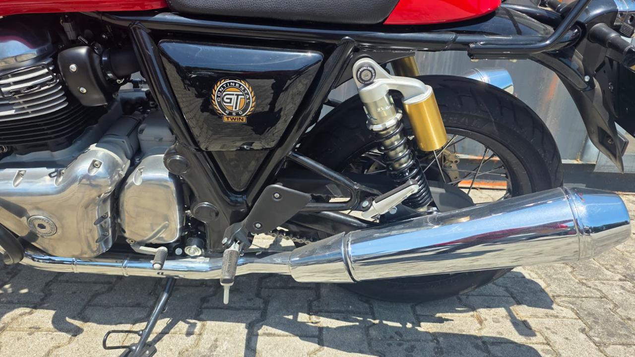 ROYAL ENFIELD Continental GT - 13