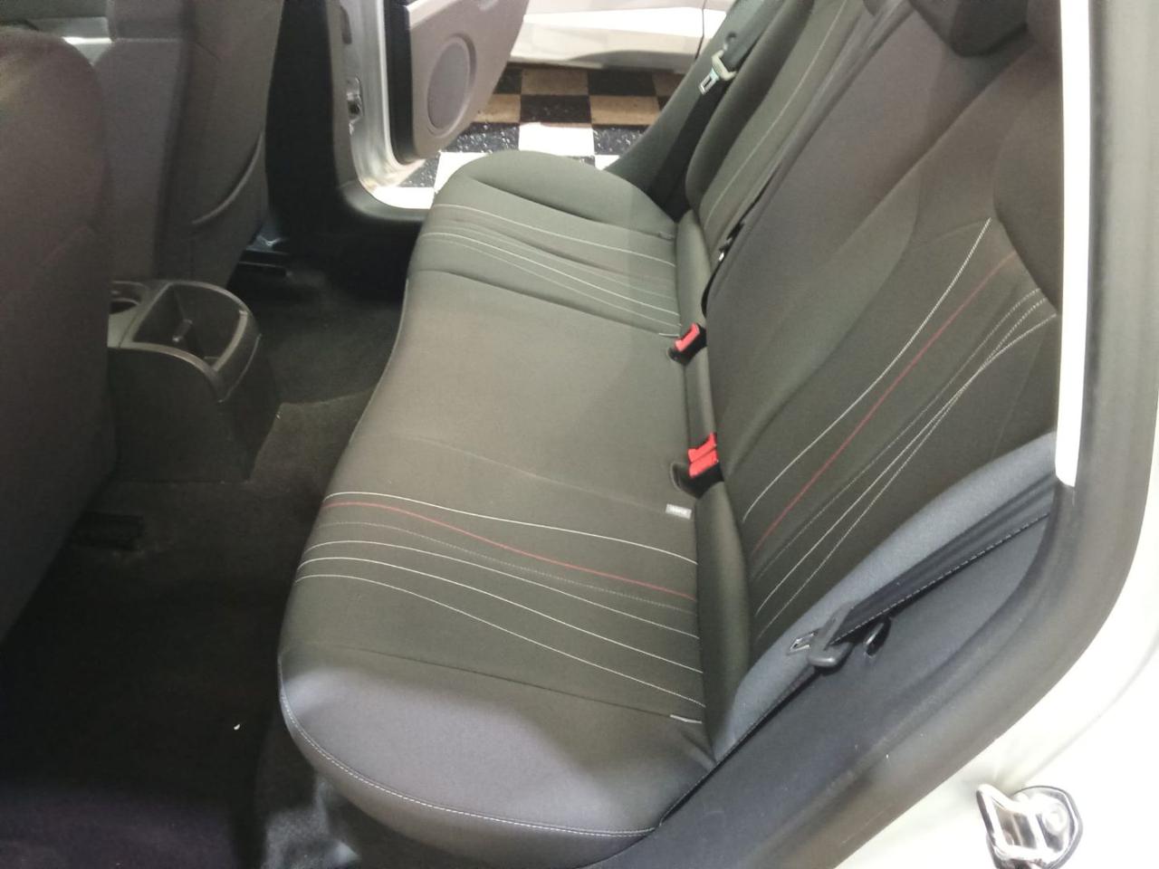SEAT Leon 1.6 TDI CR DPF Copa - 13