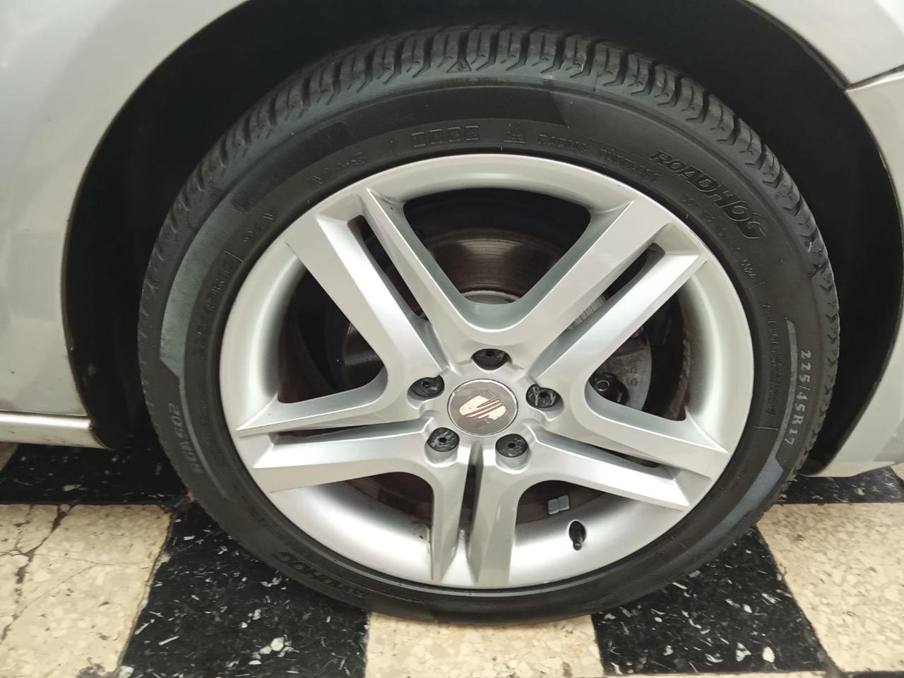 SEAT Leon 1.6 TDI CR DPF Copa - 16
