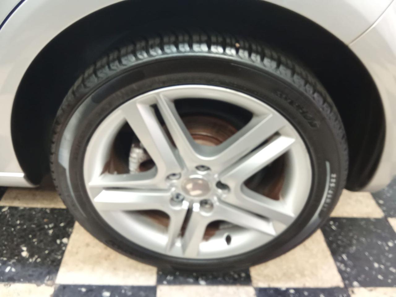 SEAT Leon 1.6 TDI CR DPF Copa - 4