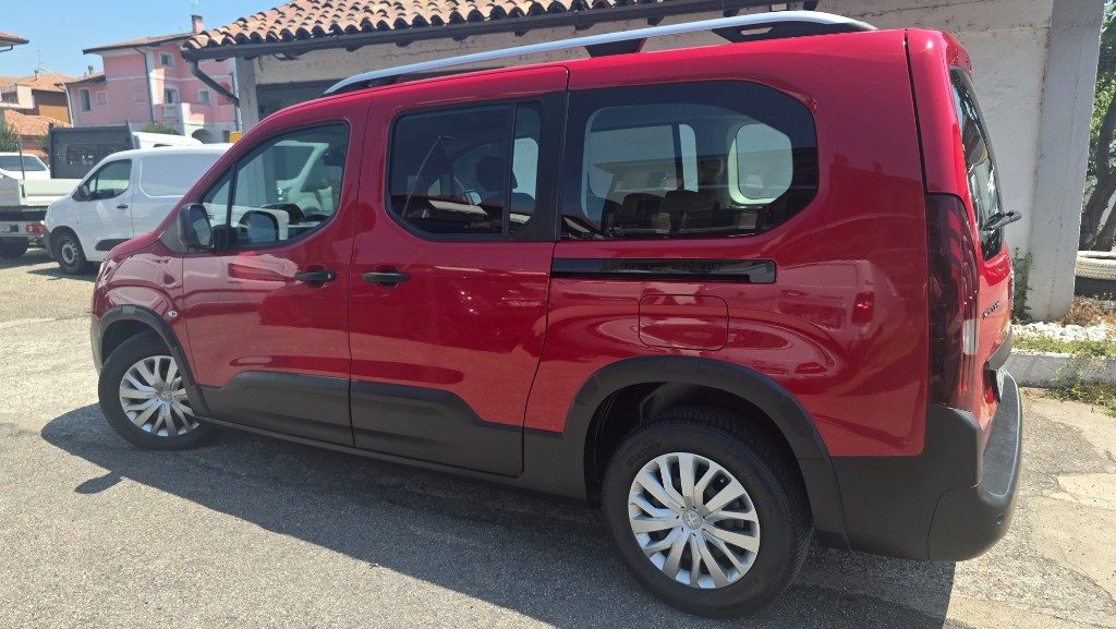 PEUGEOT Rifter Puretech 110 S&S Active Long Autovettura 7posti - 2