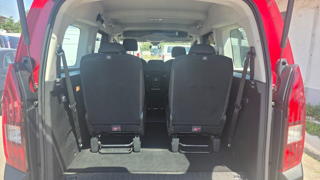 PEUGEOT Rifter Puretech 110 S&S Active Long Autovettura 7posti - 7