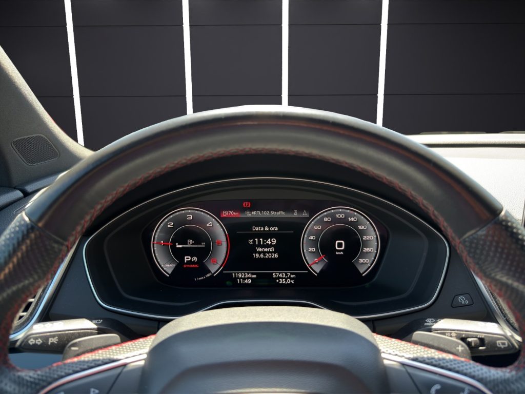 AUDI Q5 SPB 40 TDI quattro S tronic S line plus - 11