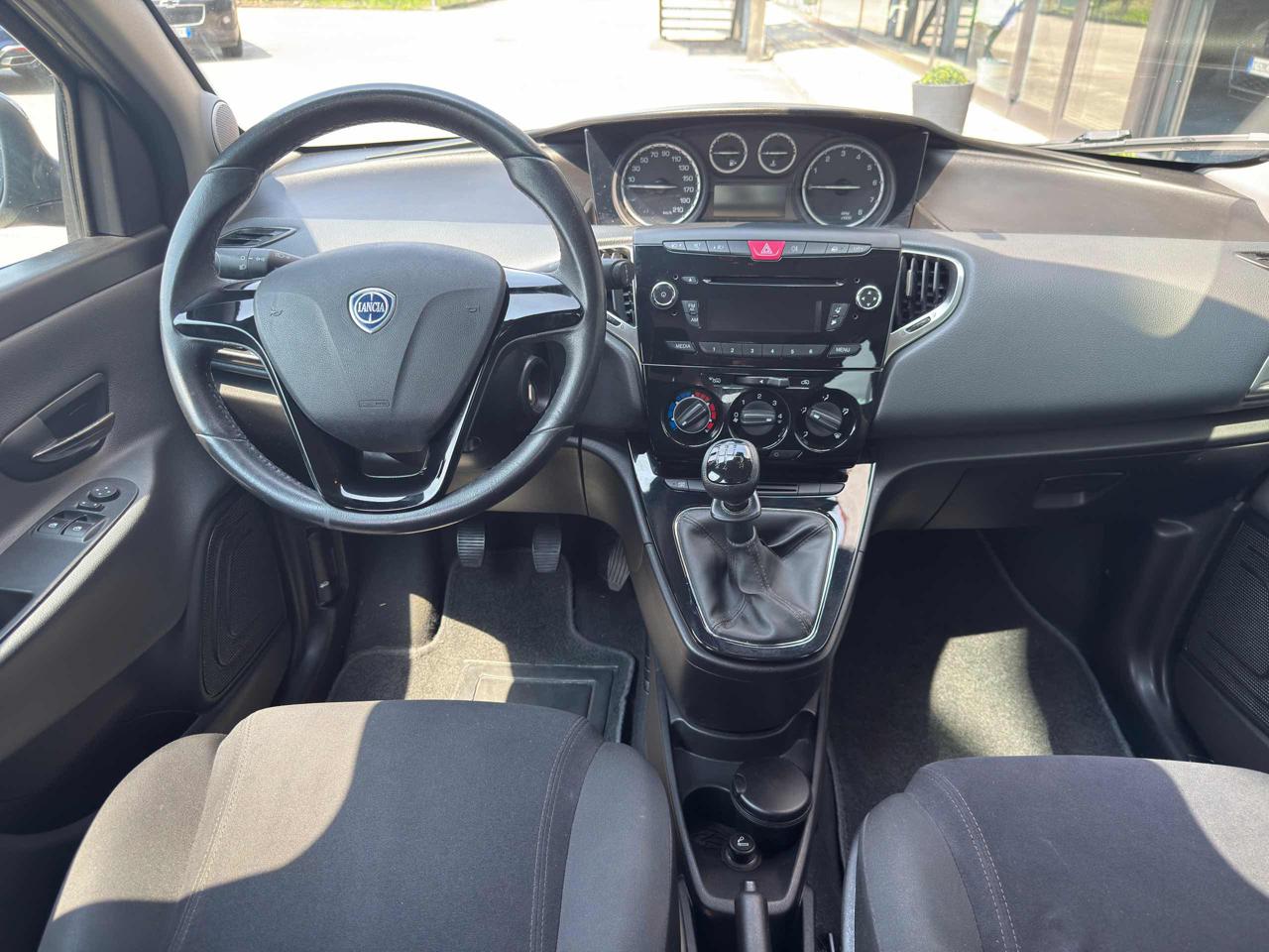 Clicca per ingrandire Ypsilon - 1.2 69 CV 5 porte Elefantino