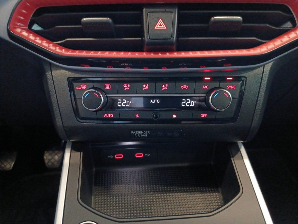 SEAT Arona Arona 1.0 ecotsi FR 95cv - 14