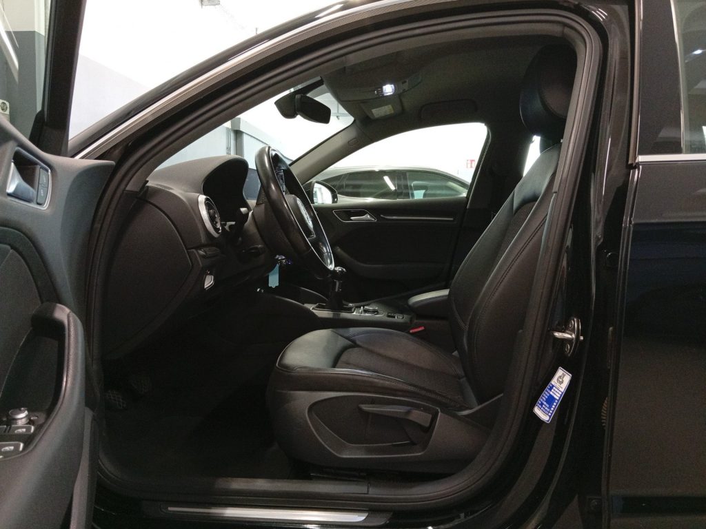 AUDI A3 A3 1.6 tdi Sport 110cv - 9