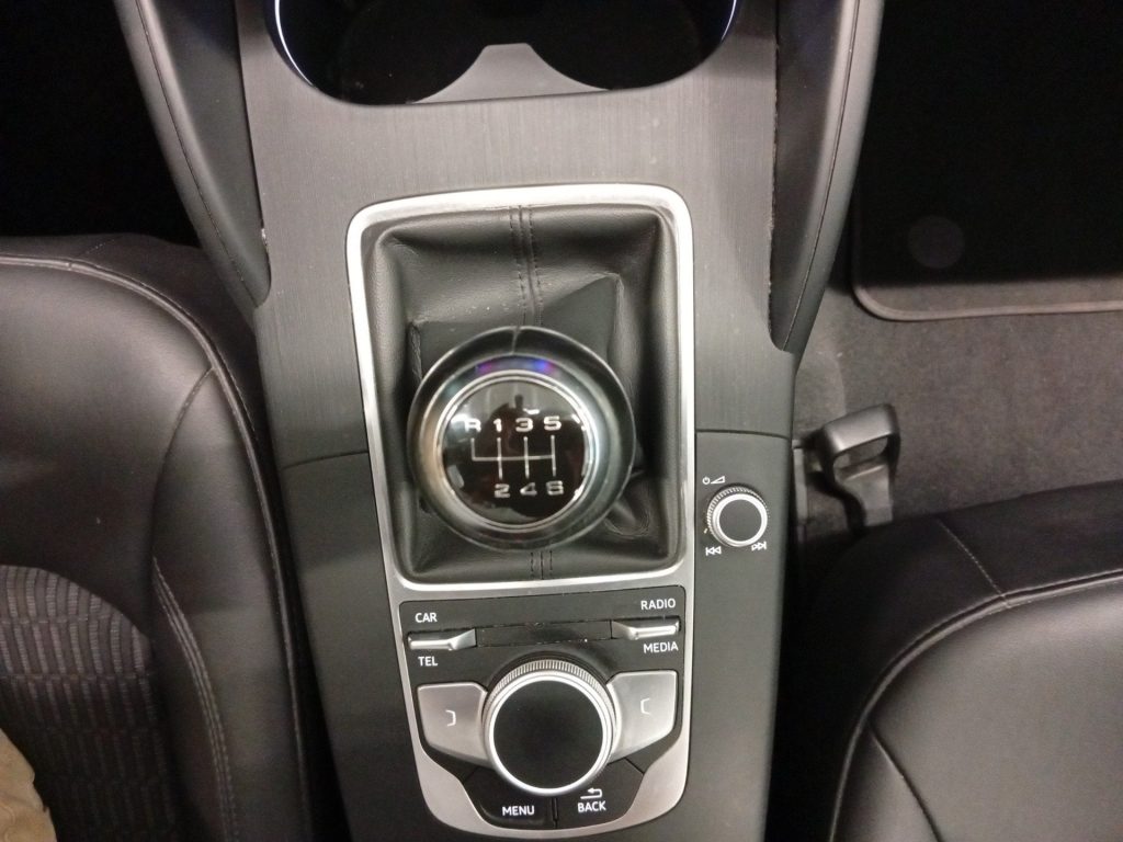 AUDI A3 A3 1.6 tdi Sport 110cv - 14