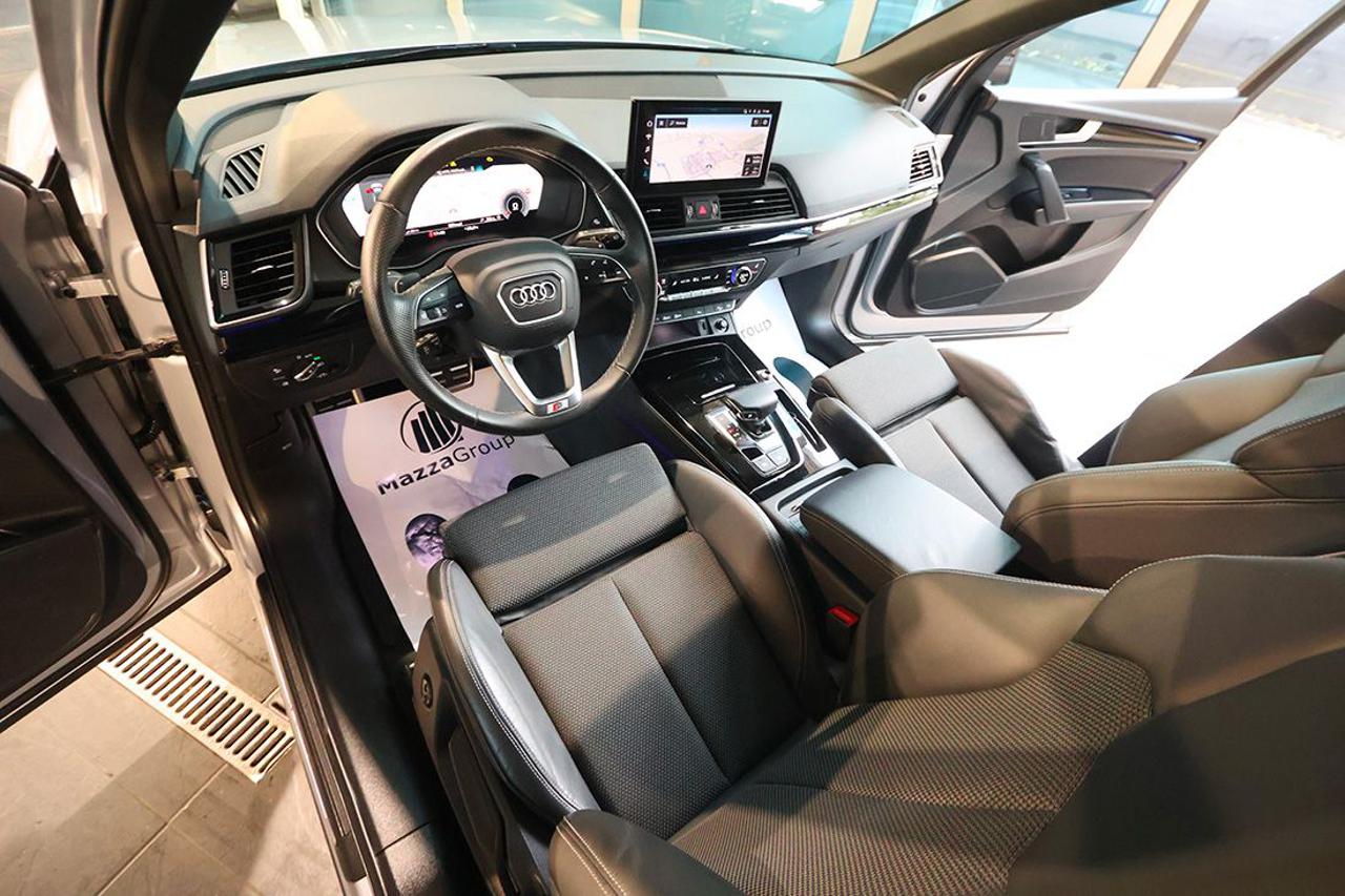 AUDI Q5 40 TDI Sportback Quattro Identity Black S-Line - 14
