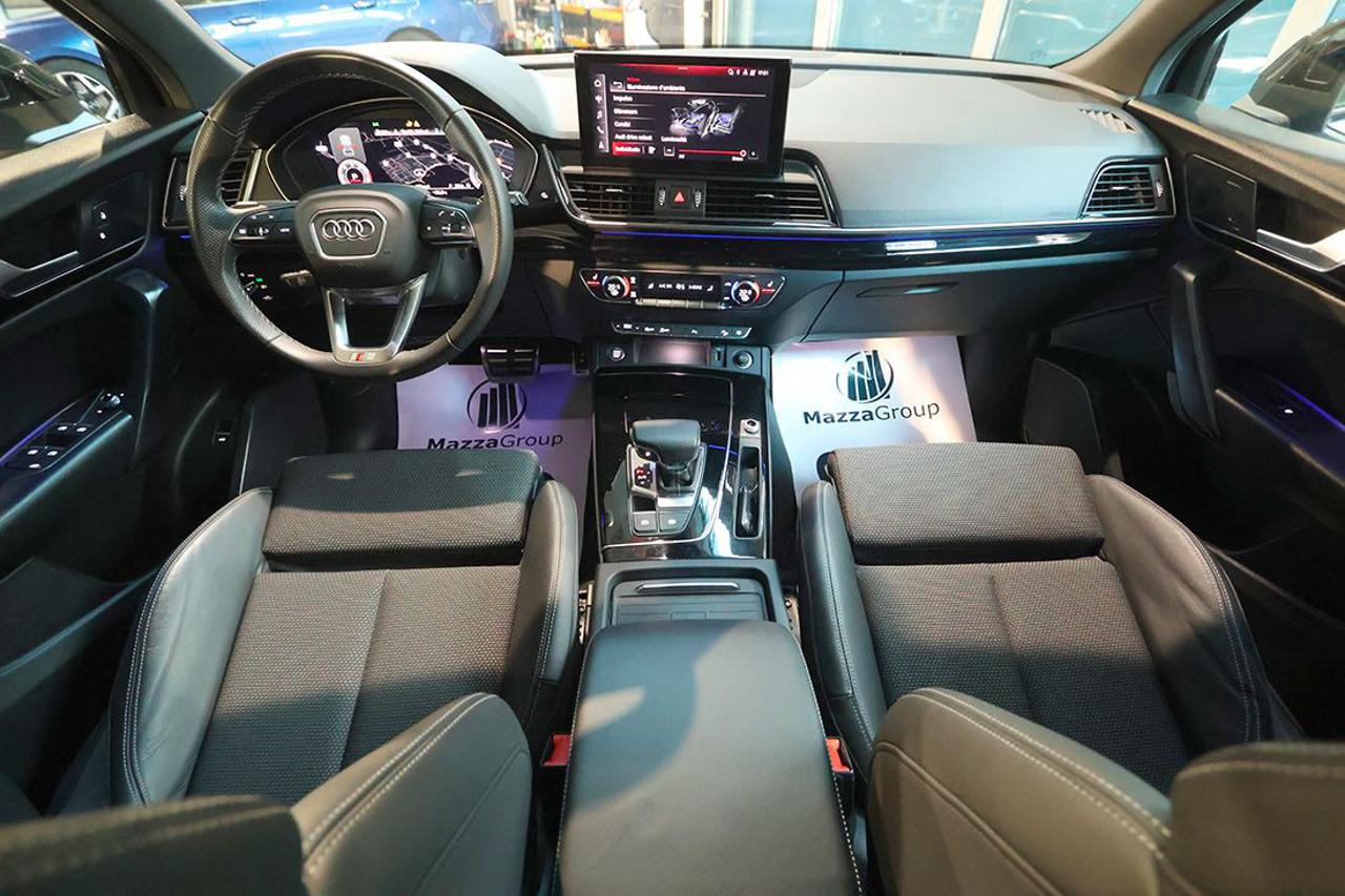 AUDI Q5 40 TDI Sportback Quattro Identity Black S-Line - 32