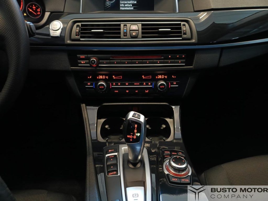 BMW 520 520 d xDrive Touring Msport - 13