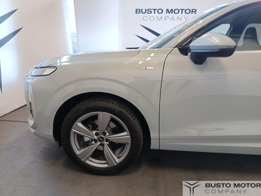 AUDI Q3 Q3 1.5 tfsi mhev S line edition 150cv s-tronic - 7