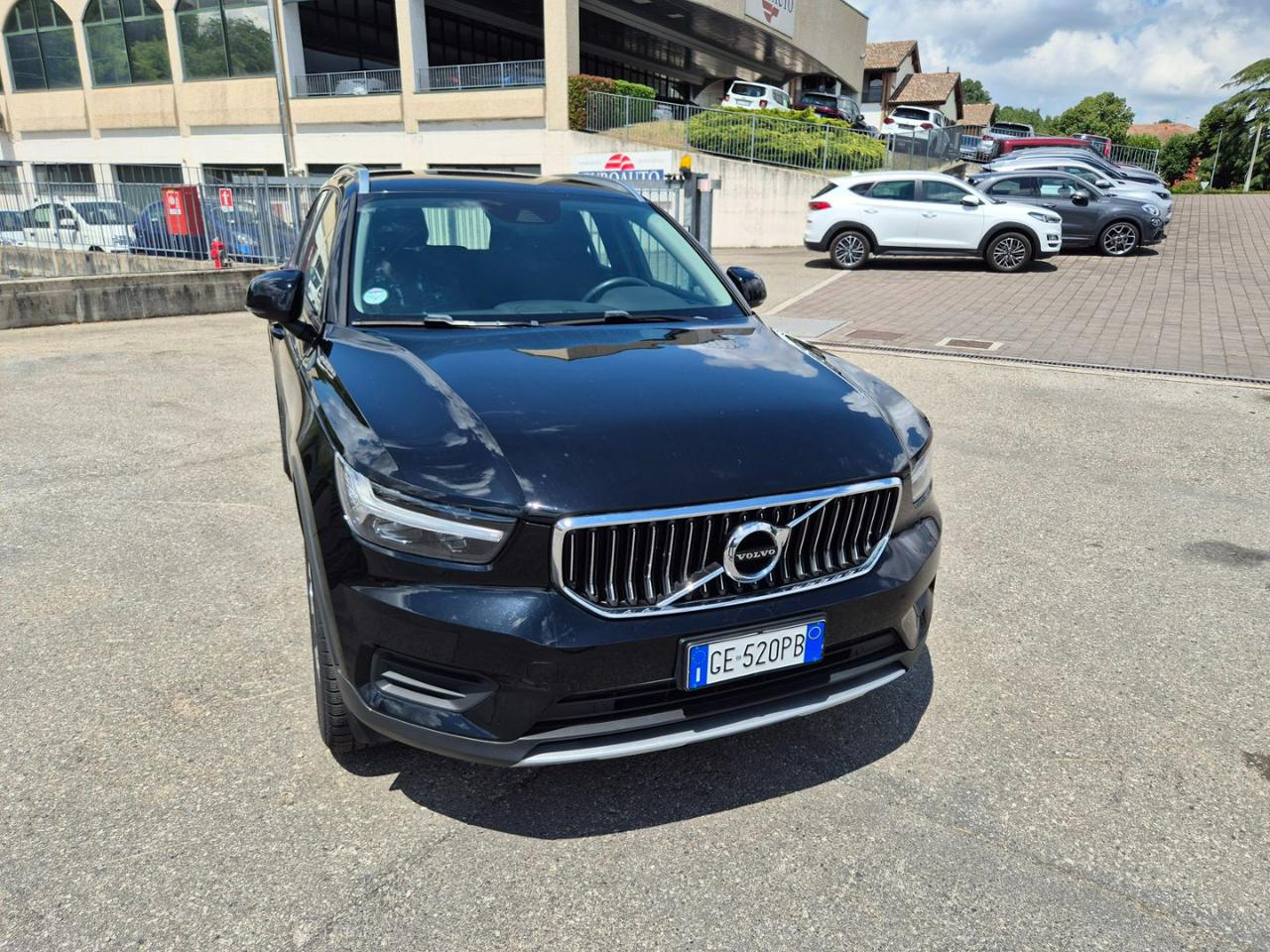VOLVO XC40 T2 Geartronic Momentum - 4