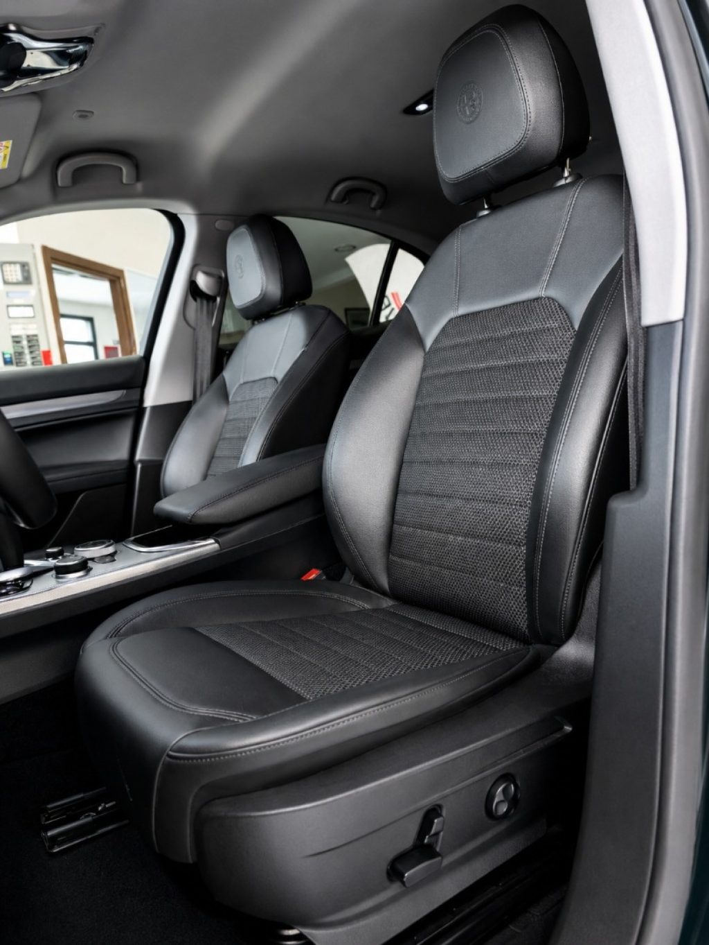 ALFA ROMEO Stelvio 2.2 d Q4 190 CV AT8 Navi Sprint - 19