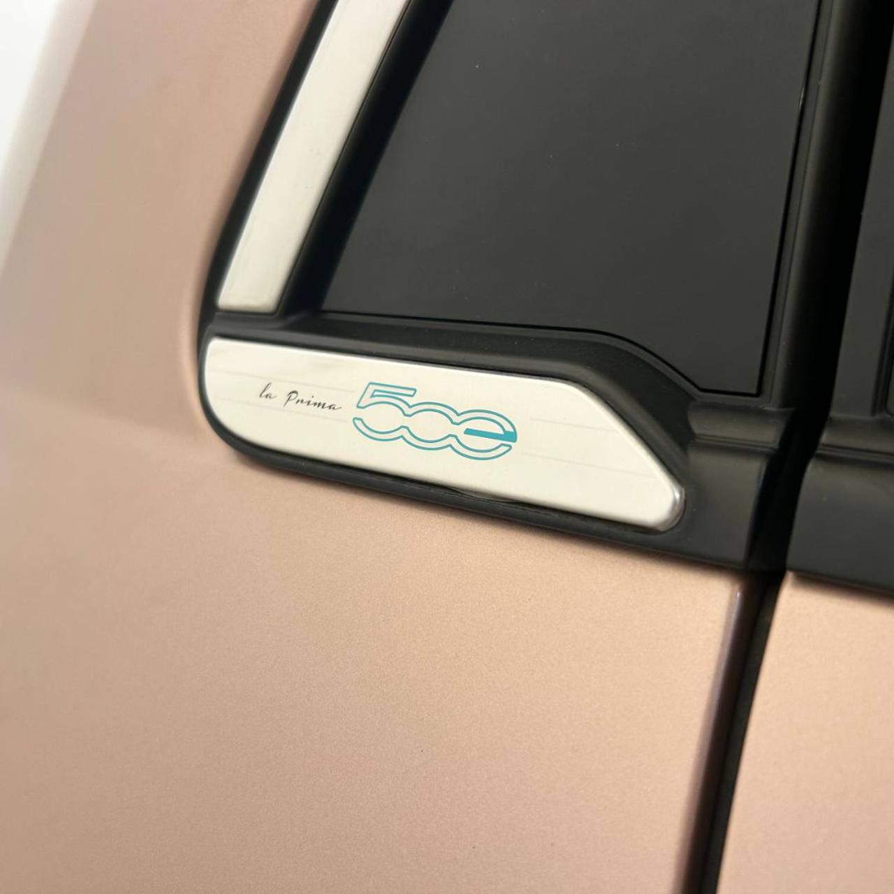 FIAT 500e Berlina 42kWh La Prima By bocelli 320 Km autonomia - 40