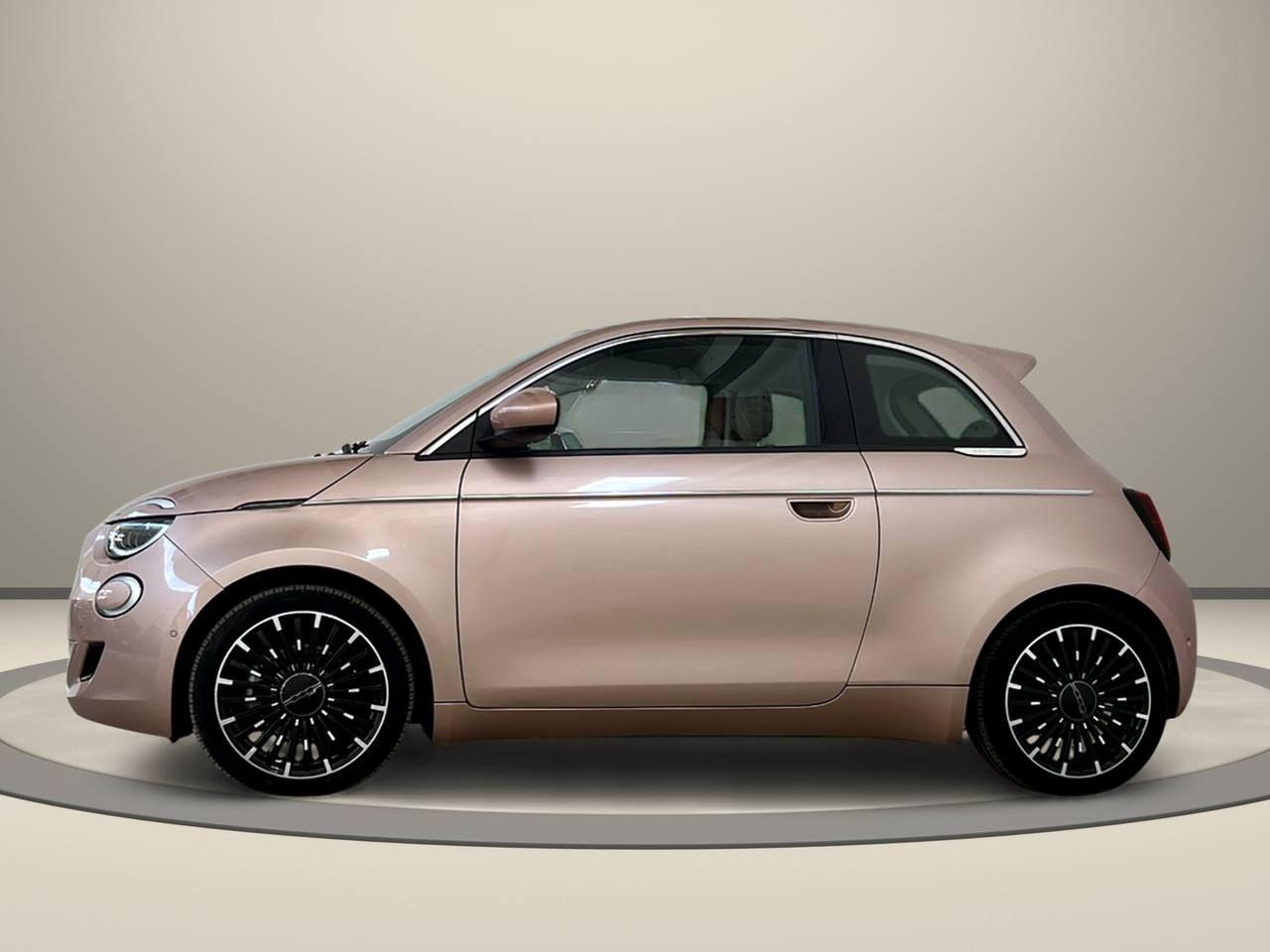 FIAT 500 Berlina 42kWh La Prima By bocelli 320 Km autonomia - 3