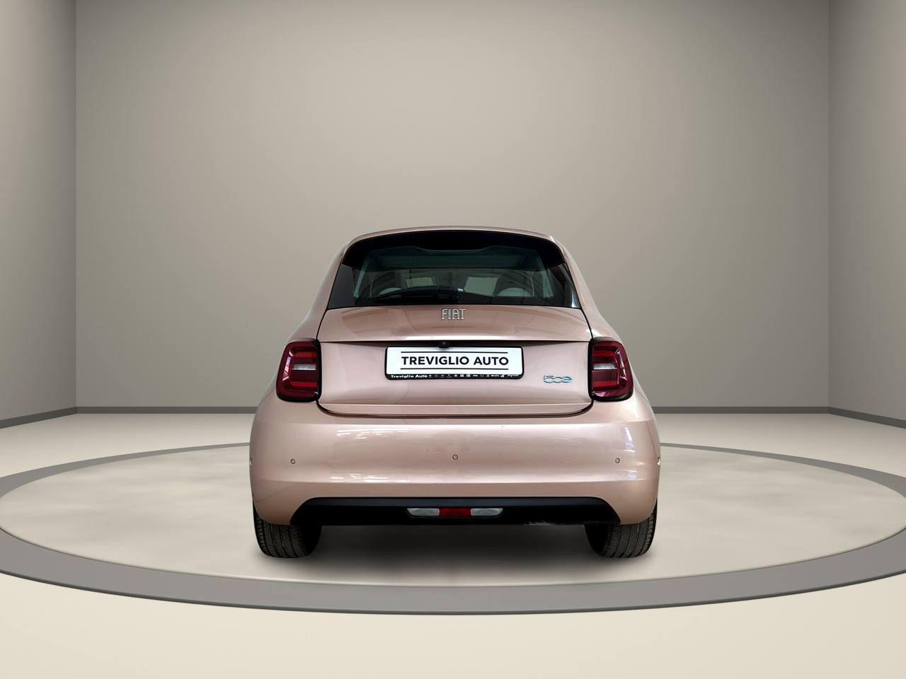 FIAT 500 Berlina 42kWh La Prima By bocelli 320 Km autonomia - 6