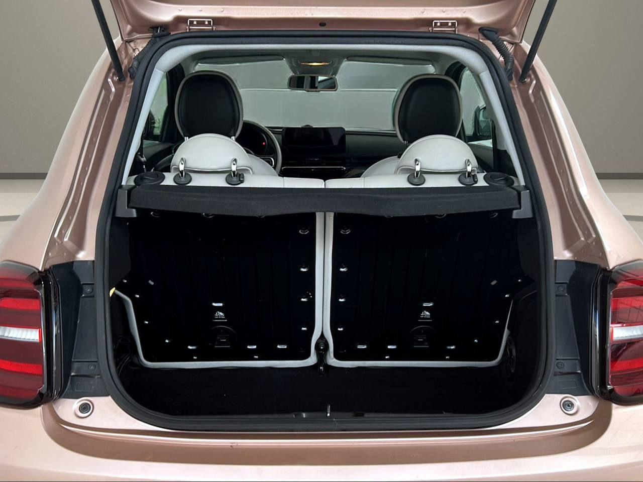 FIAT 500 Berlina 42kWh La Prima By bocelli 320 Km autonomia - 7