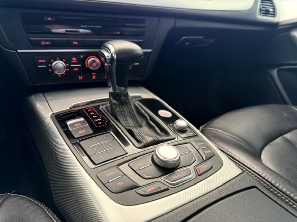 Clicca per ingrandire A6 - Avant 3.0 TDI 245CV S-line R20* quattro S tronic