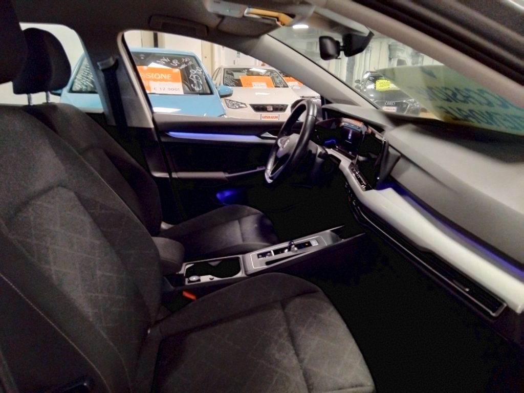 VOLKSWAGEN Golf 1.0 eTSI EVO Life DSG MHEV C/GRIMALDI SPECIAL DAY - 12