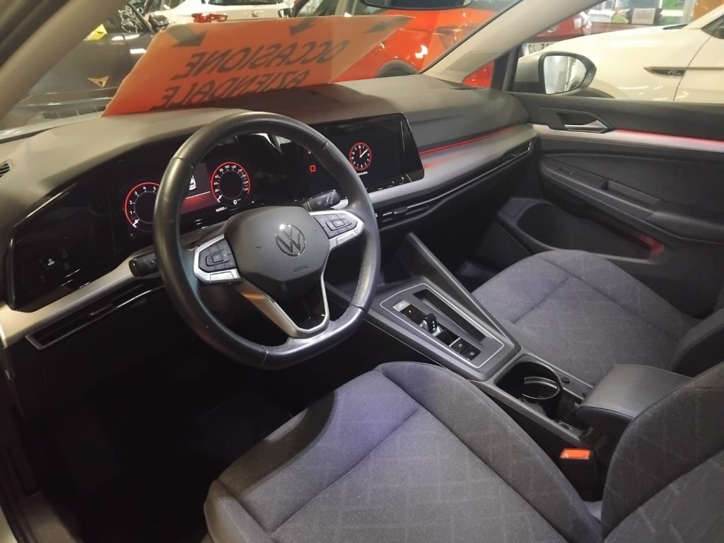 VOLKSWAGEN Golf 1.0 eTSI EVO Life DSG 17 MHEV C/GRIMALDI SP. DAY - 8