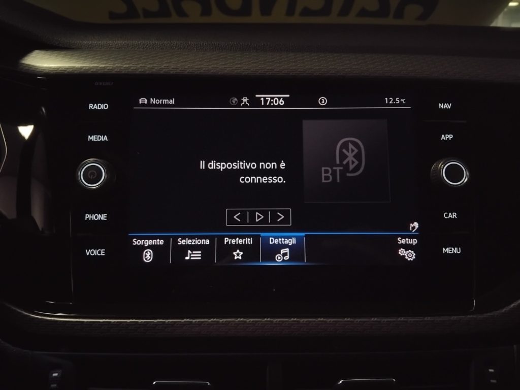 VOLKSWAGEN T-Cross 1.5 TSI DSG Style R-LINE VIDEO C/GRIMALDI SP. DAY - 19