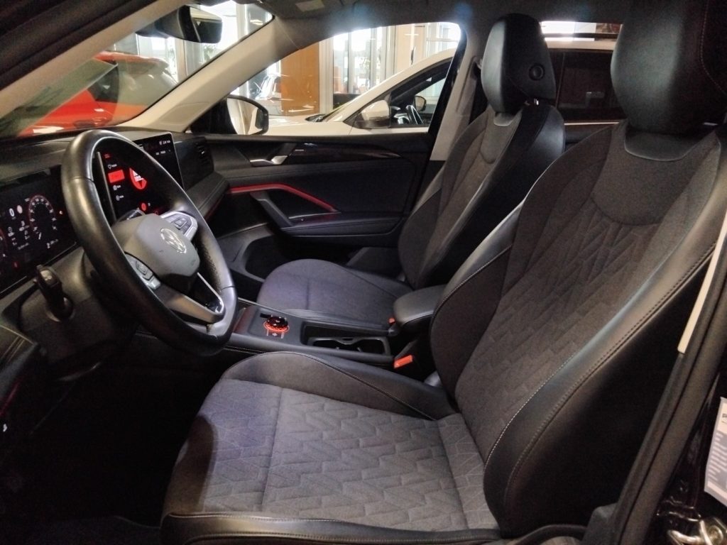 VOLKSWAGEN Tiguan 2.0 TDI SCR LIFE Dsg VIDEO C/GRIMALDI SP. DAY - 6