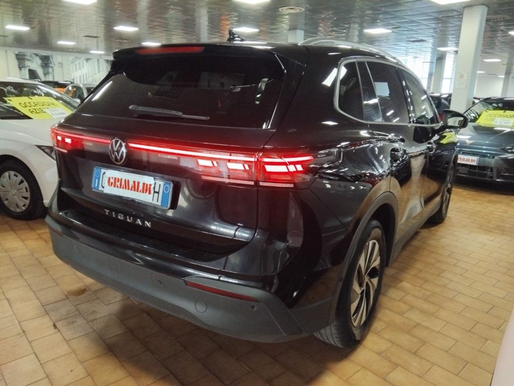 VOLKSWAGEN Tiguan 2.0 TDI SCR LIFE Dsg VIDEO C/GRIMALDI SP. DAY - 4