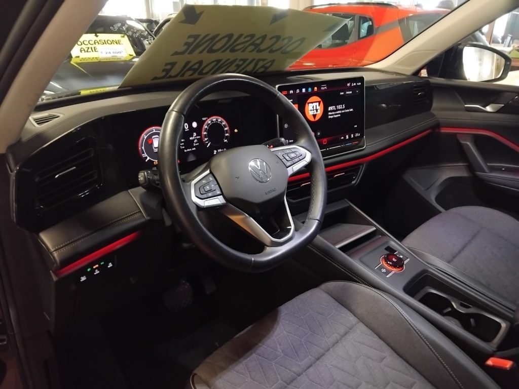 VOLKSWAGEN Tiguan 2.0 TDI SCR LIFE Dsg VIDEO C/GRIMALDI SP. DAY - 5