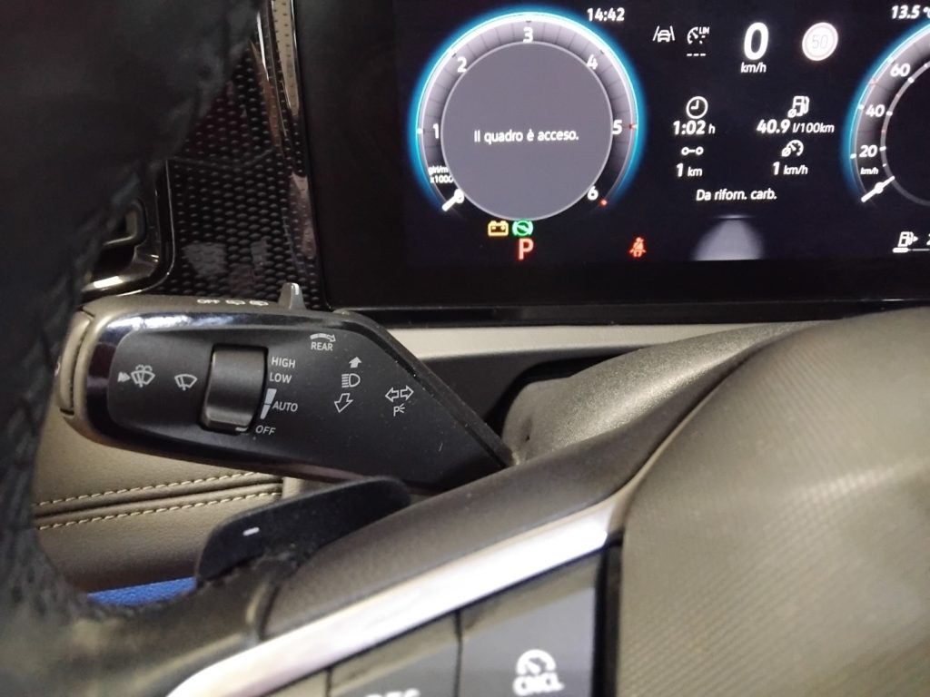 VOLKSWAGEN Tiguan 2.0 TDI SCR LIFE Dsg VIDEO C/GRIMALDI SP. DAY - 32