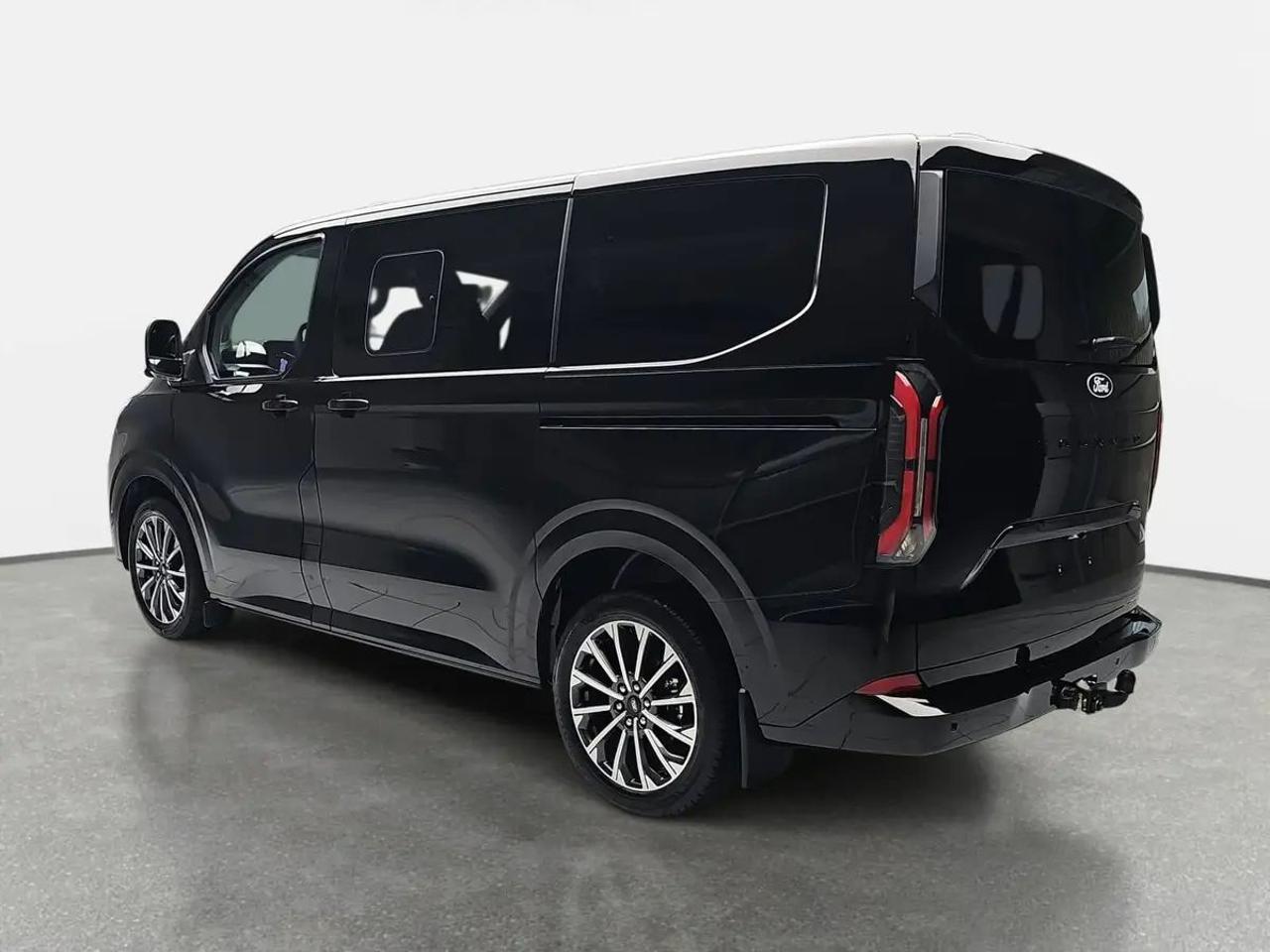 FORD Tourneo Custom 320 2.0 EcoBlue 170CV aut. L1 Titanium X - 6
