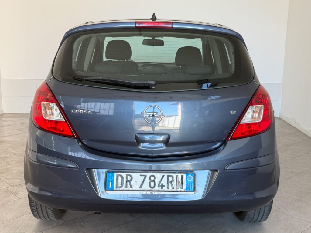 OPEL Corsa 1.2 5 porte Cosmo - 6