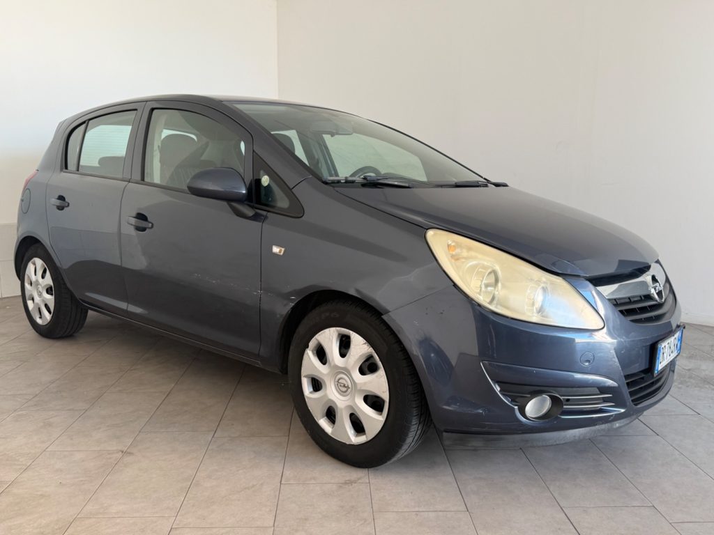 OPEL Corsa 1.2 5 porte Cosmo - 3