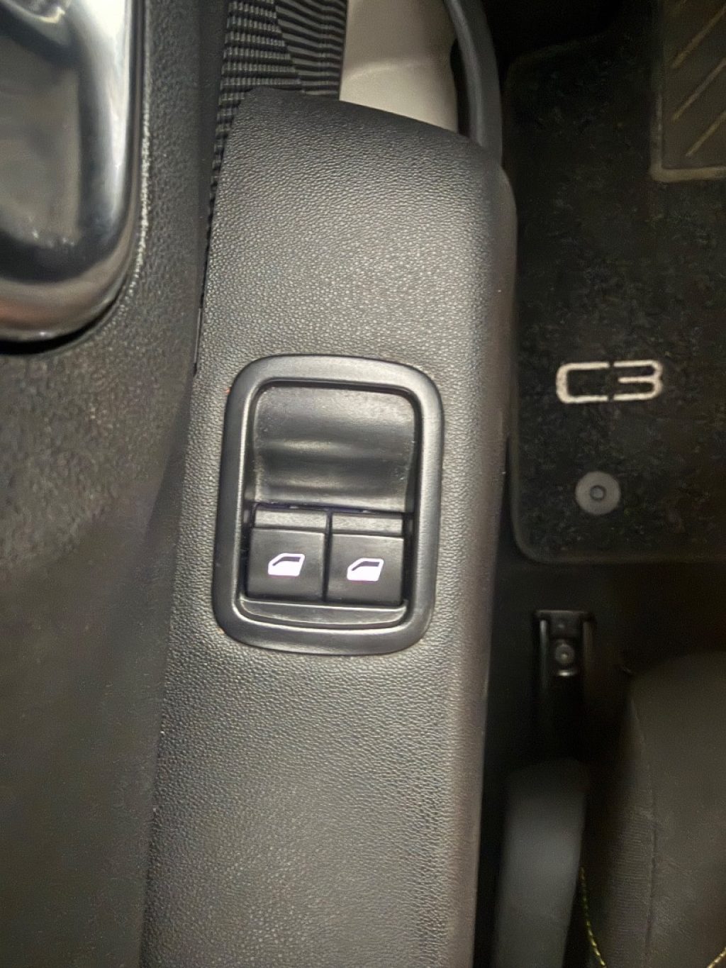 CITROEN C3 S&S Shine - 17