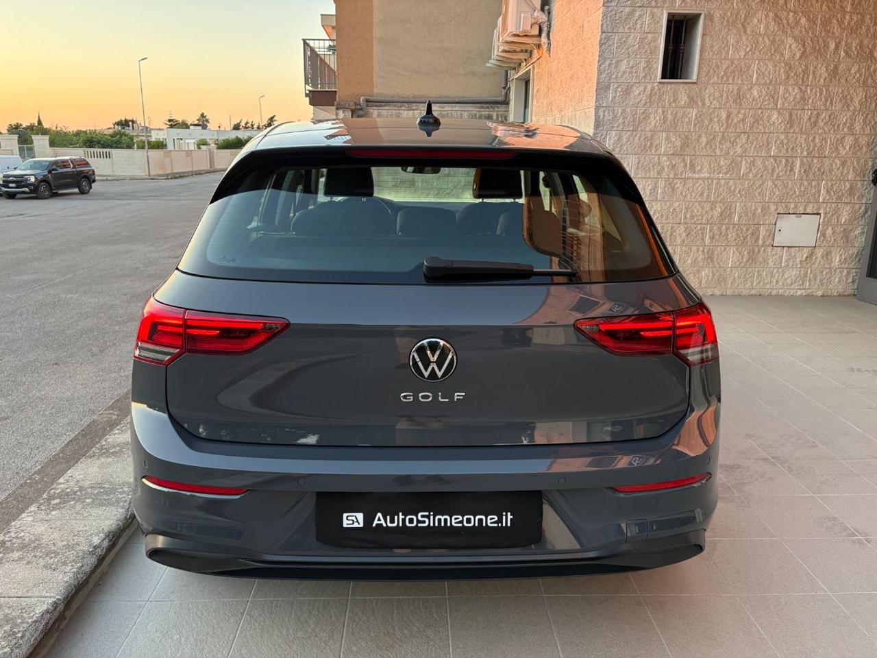 VOLKSWAGEN Golf 2.0 TDI DSG SCR Life COCKPIT-LUCI AMBIENTE - 6