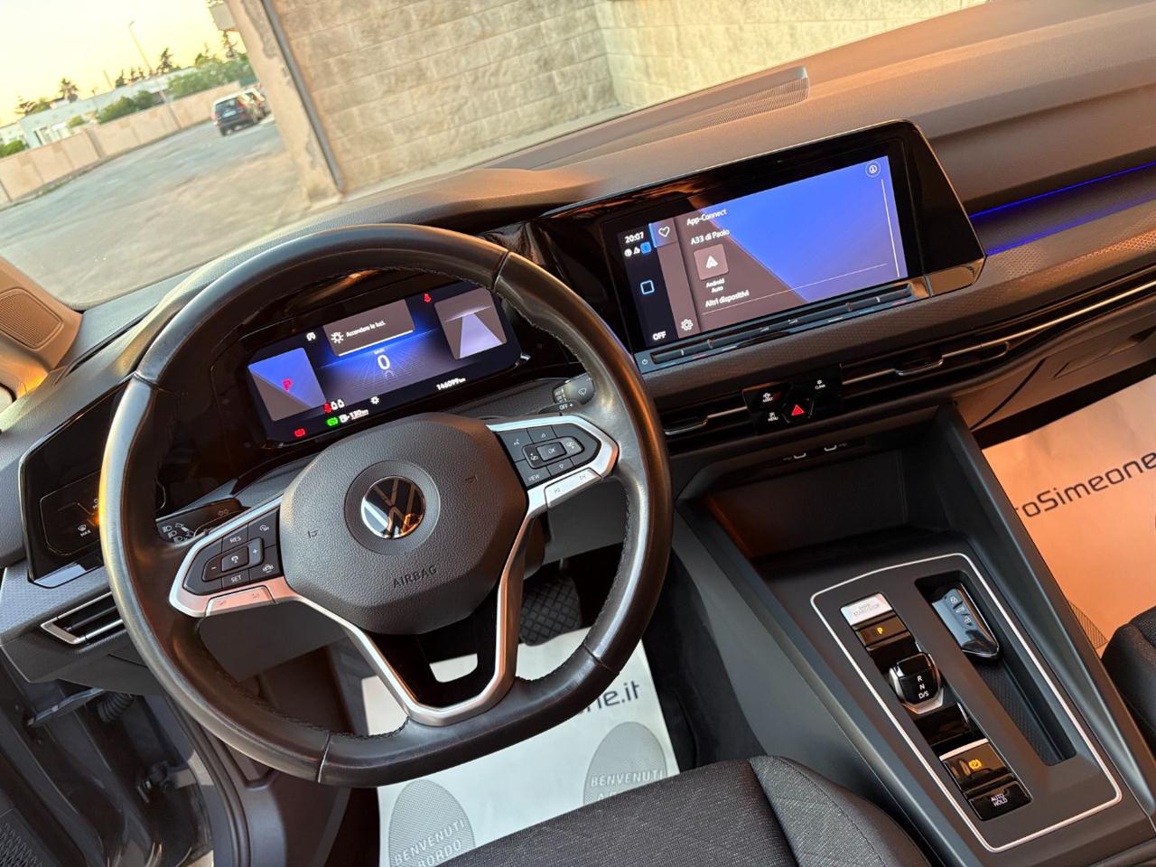 VOLKSWAGEN Golf 2.0 TDI DSG SCR Life COCKPIT-LUCI AMBIENTE - 22