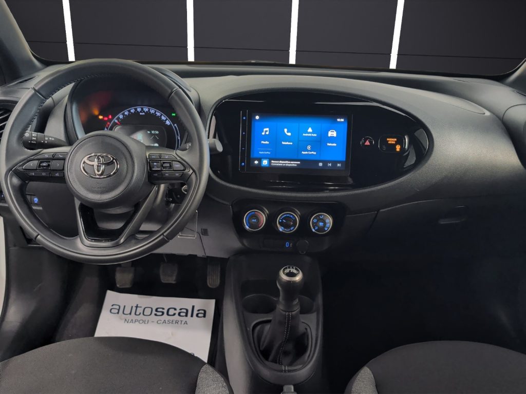 TOYOTA Aygo X 1.0 VVT-i 72 CV 5 porte Active - 11