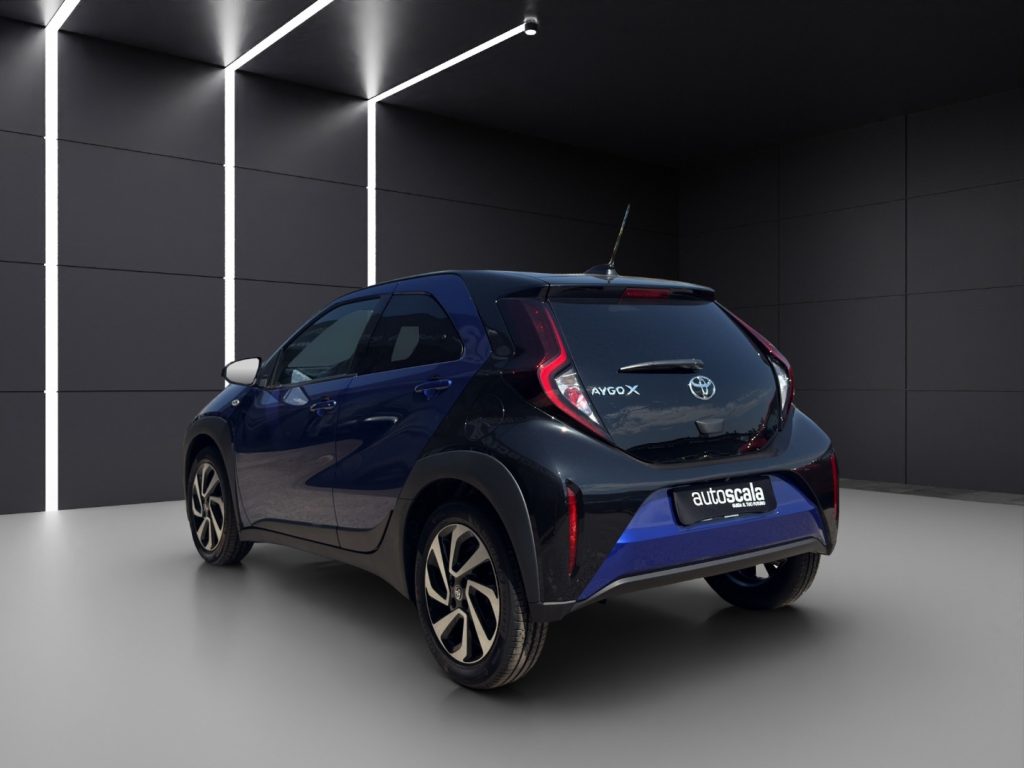 TOYOTA Aygo X 1.0 VVT-i 72 CV 5 porte Trend - 3