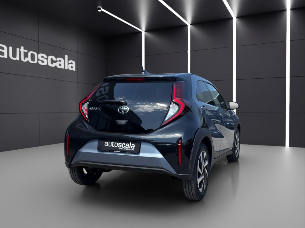 TOYOTA Aygo X 1.0 VVT-i 72 CV 5 porte Trend - 5