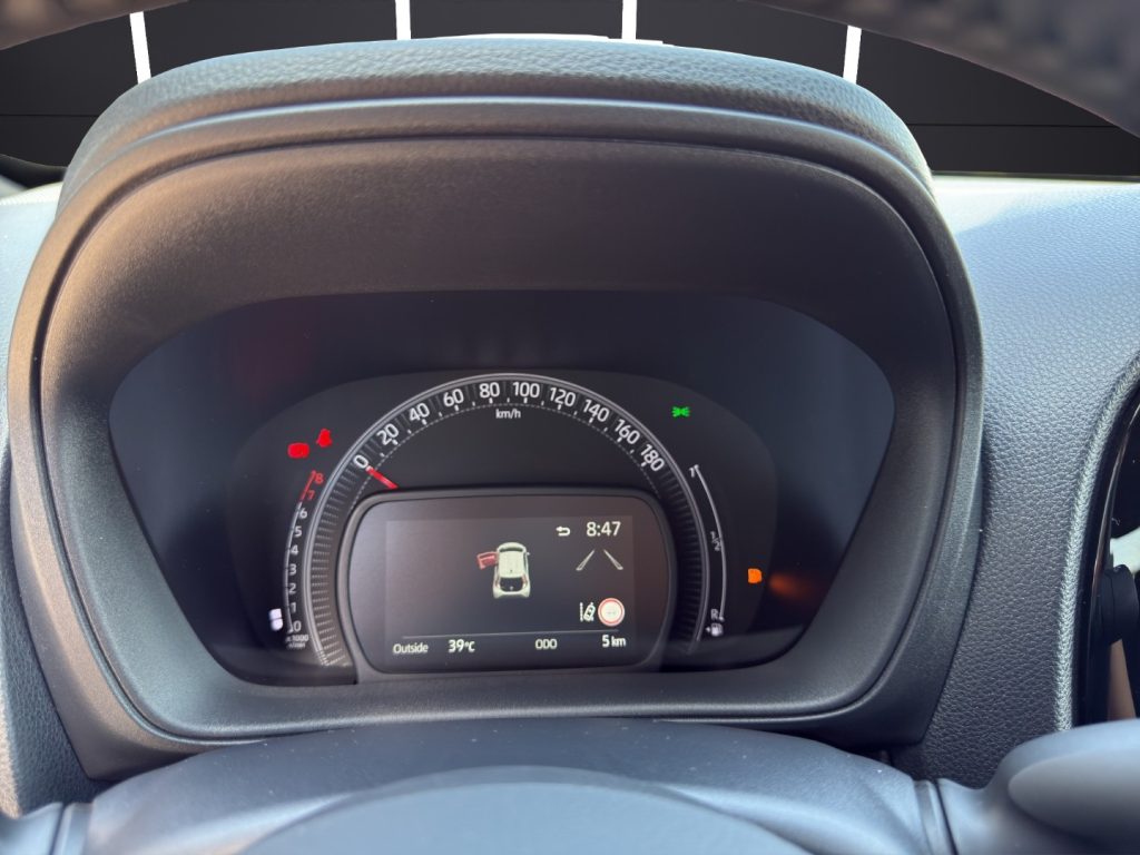 TOYOTA Aygo X 1.0 VVT-i 72 CV 5 porte Trend - 11