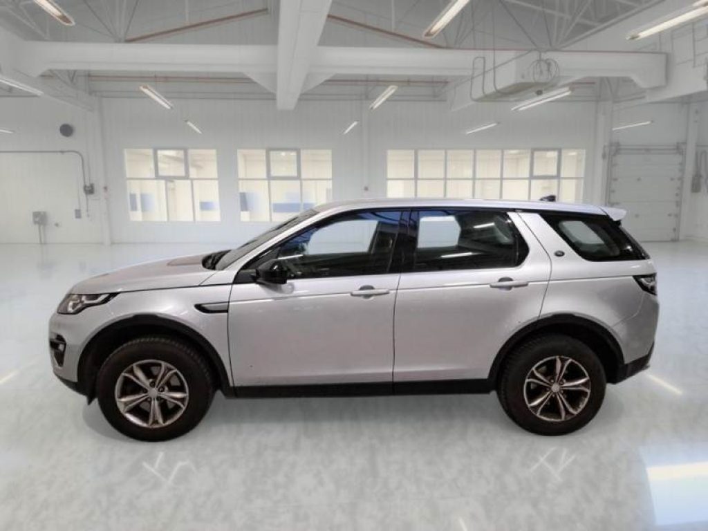 LAND ROVER Discovery Sport 2.0 TD4 180 CV Pure IVA ESPOSTA - 2