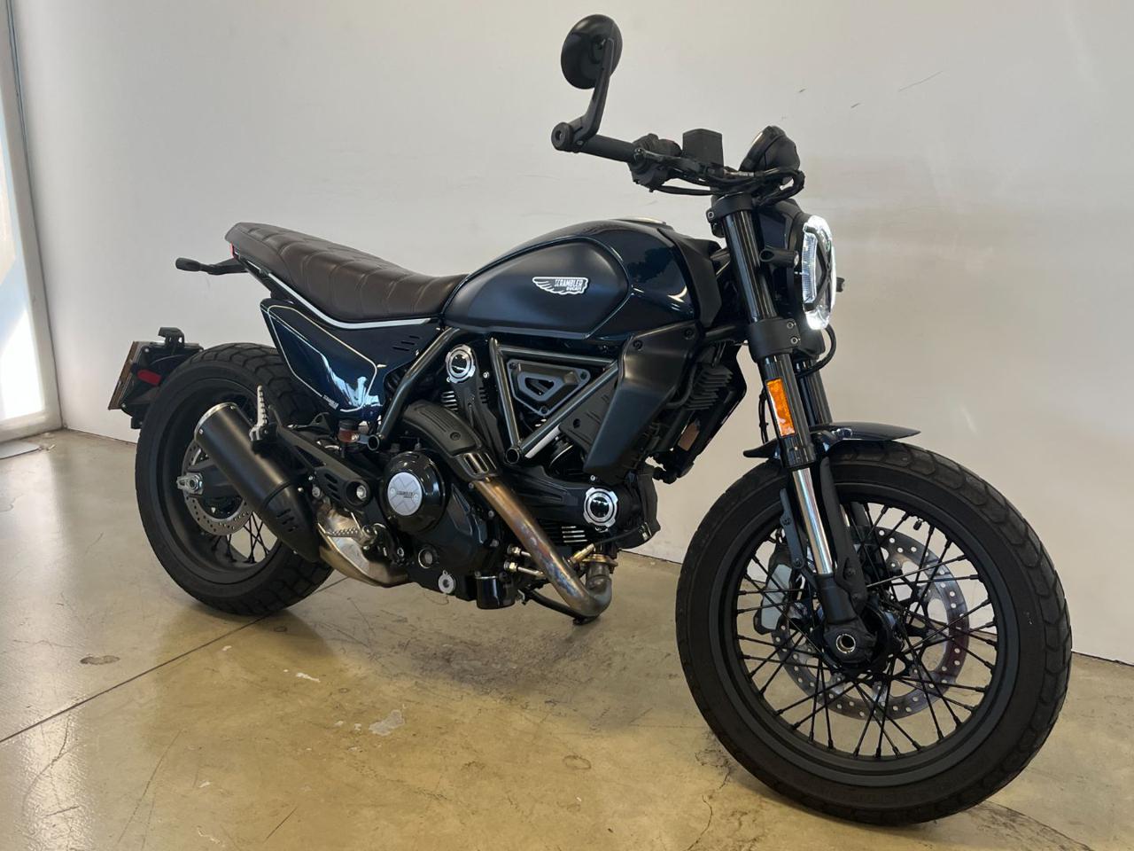 DUCATI Scrambler 800 NIGHTSHIFT - 2