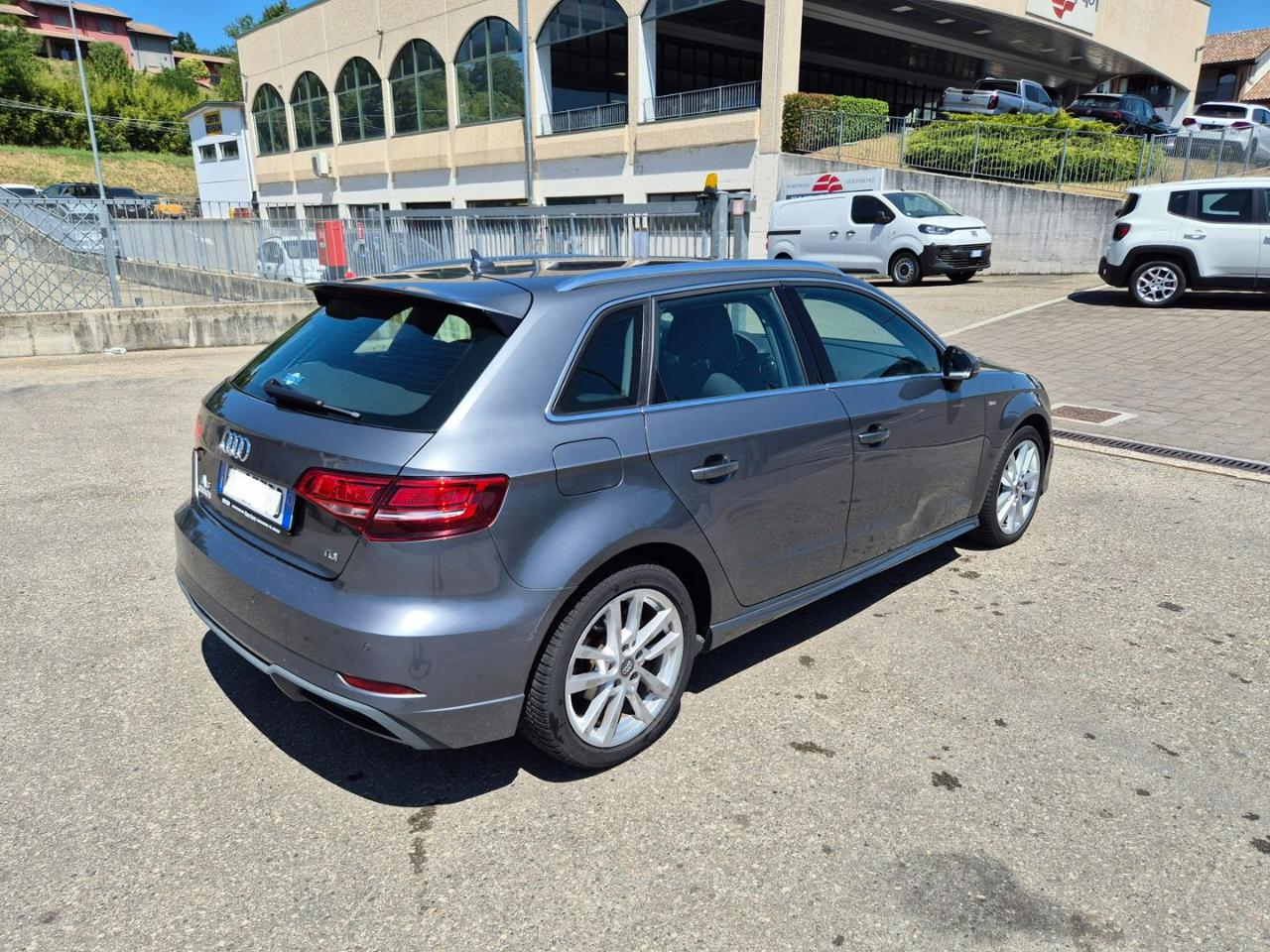 AUDI A3 SPB 1.6 TDI 110 CV Design - 7