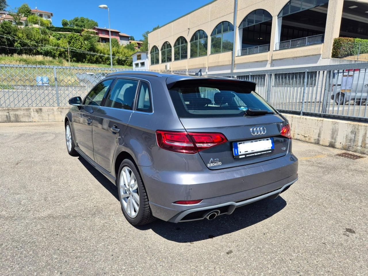 AUDI A3 SPB 1.6 TDI 110 CV Design - 8